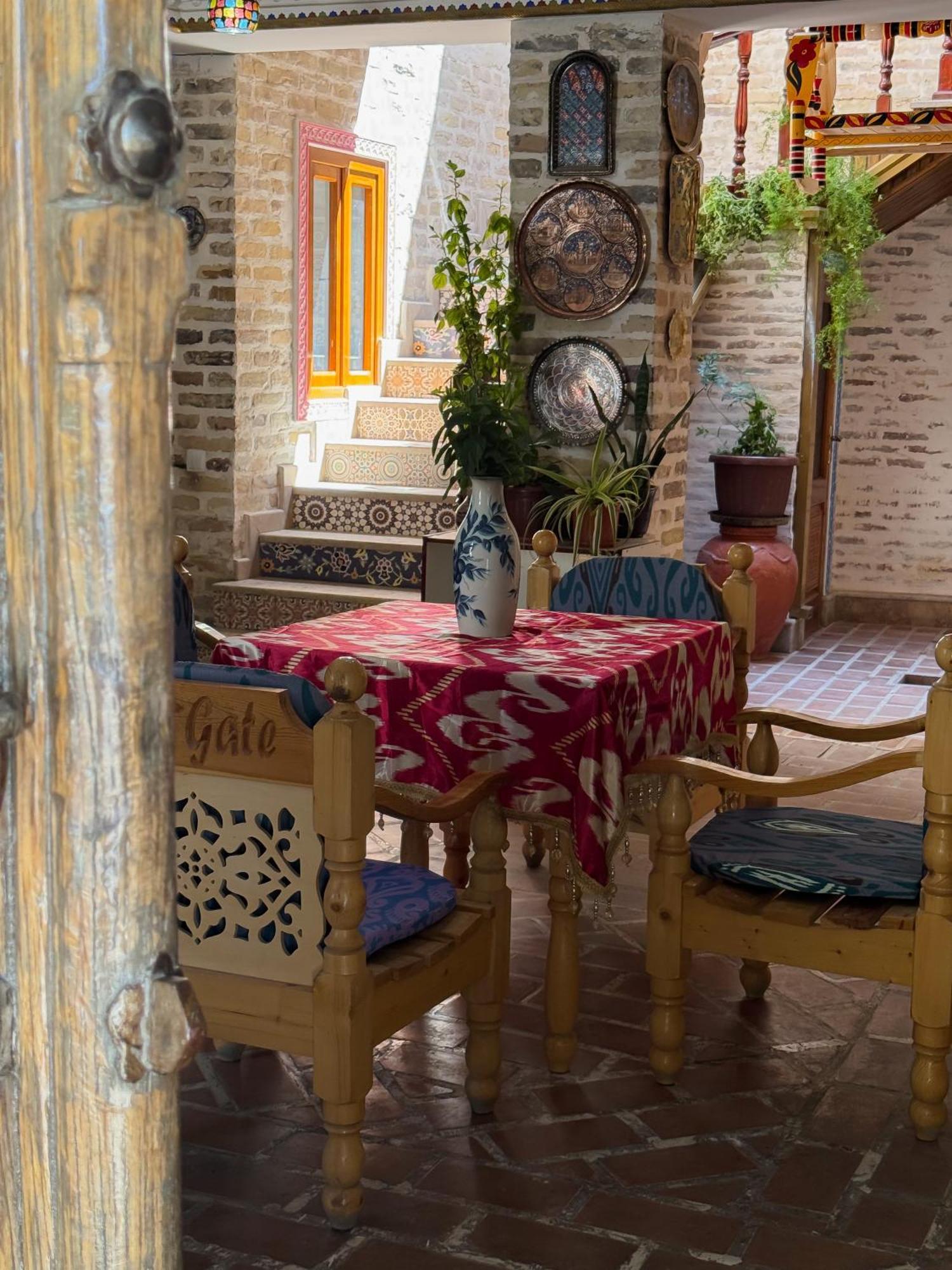 Old Gate Family Guest House Bukhara Eksteriør billede